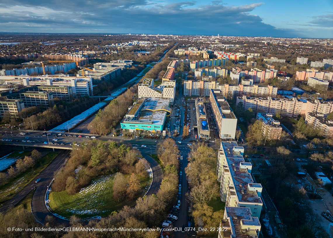 22.12.2022 - Plettzentrum - Rentenversicherung - Ständlerstraße in Neuperlach